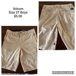 Volcom Men’s Shorts Size 27